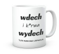 Śmieszny kubek ceramiczny z napisem Wdech i Wydech na biurku w biurze 330 ml