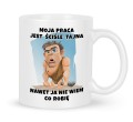 Biały kubek do pracy z nadrukiem jaskiniowca