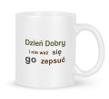 Biały kubek ceramiczny z czarnym napisem motywacyjnym